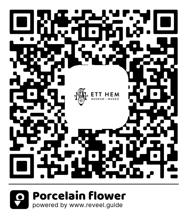 Image of the QR linking to the Porcelain flower