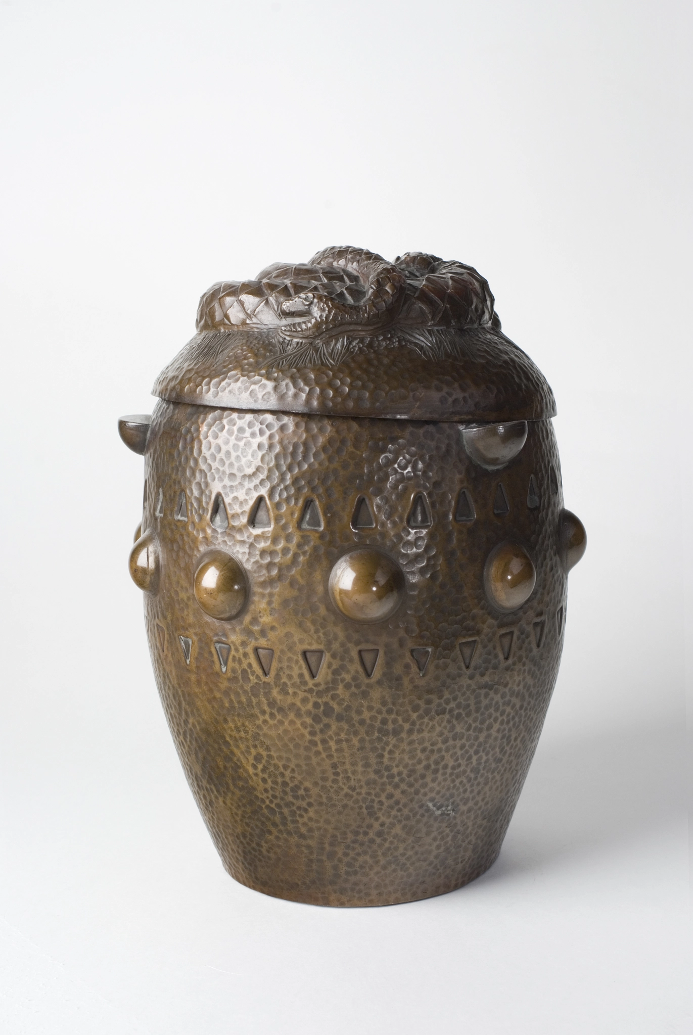 Willy Baer, Urn with cover