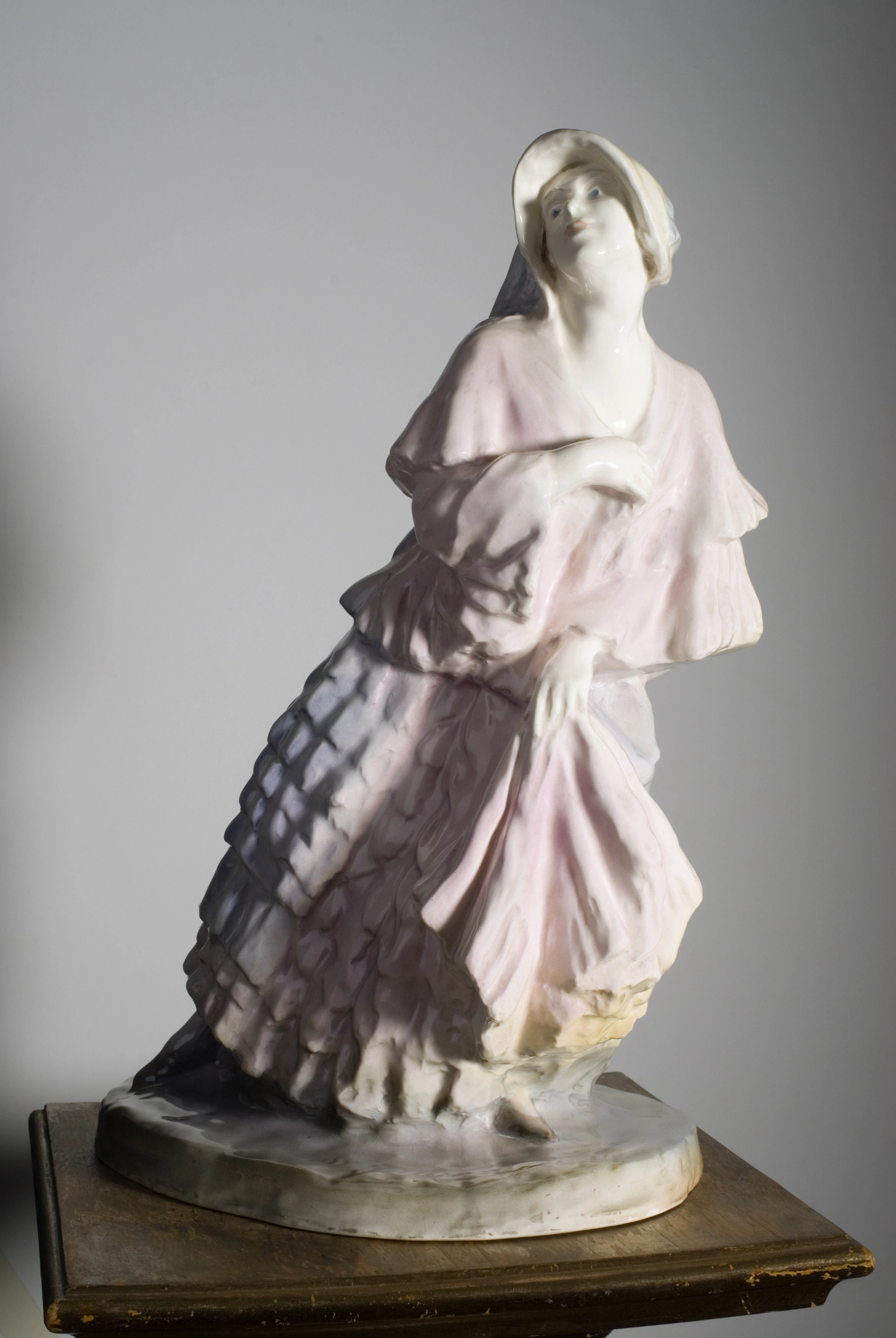 Viivi Paarmio-Vallgren, Statue of Tamara Karsavina, 1914/1916