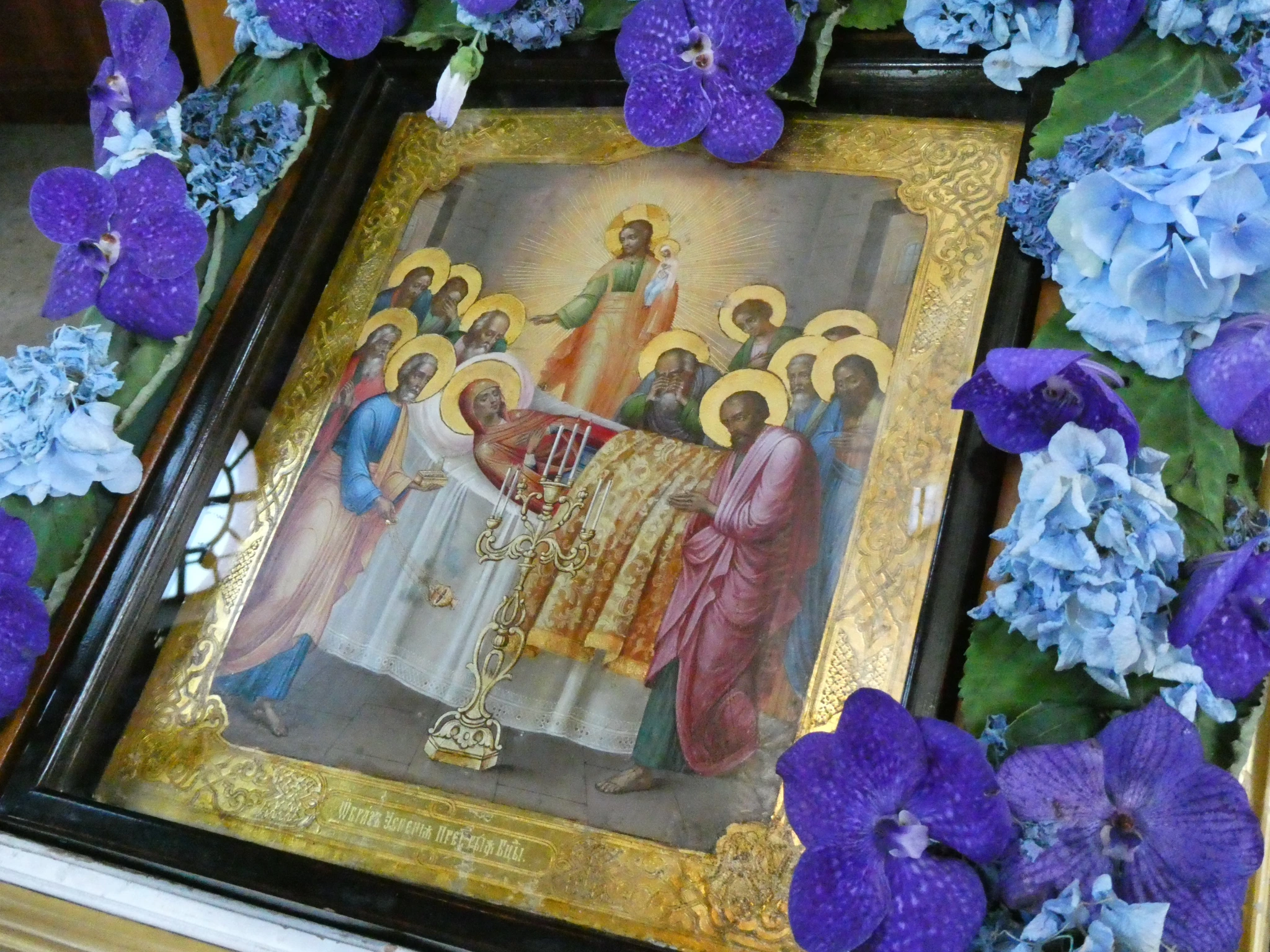 How the icon looks without the metal cover (riza)
photo: HOS